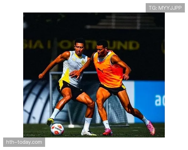 奥彭达助攻闪耀,德甲揭幕战大放异彩 奥彭达助攻闪耀,德甲揭幕战大放异彩